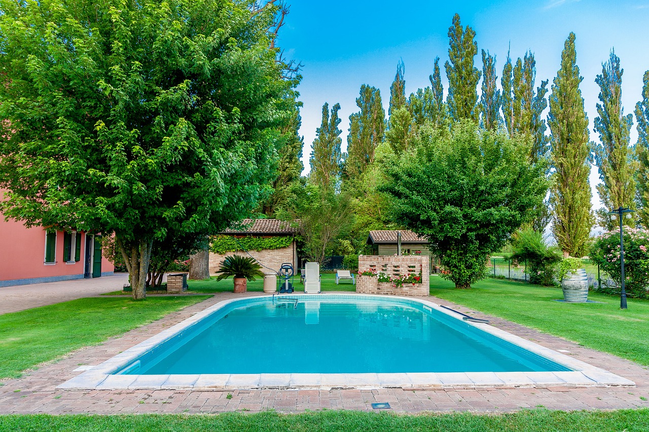Custom in-ground swimming pool built in Henderson, NV